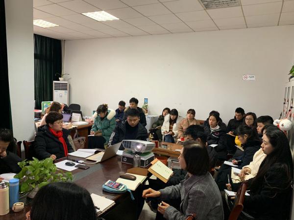 0227Ŭ׷r 韲^(zhn)̡ӛϢϵ_W(xu)h-᷼n3.JPG