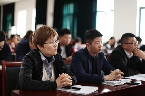 0411I(y) ӛ2020W(xu)ڶW(xu)ڼdб(j)W(xu)УӋ(j)늌I(y)̎Ӗ(xn)-2.JPG