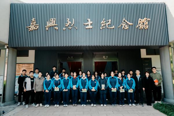 δ}-11.jpg